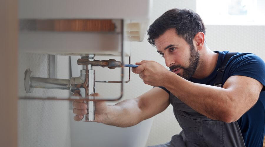 Hot water issue at sink in Kendallville, IN